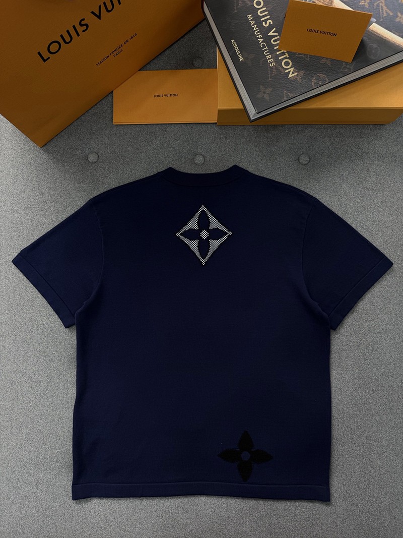 LV T-shirt F8856 010