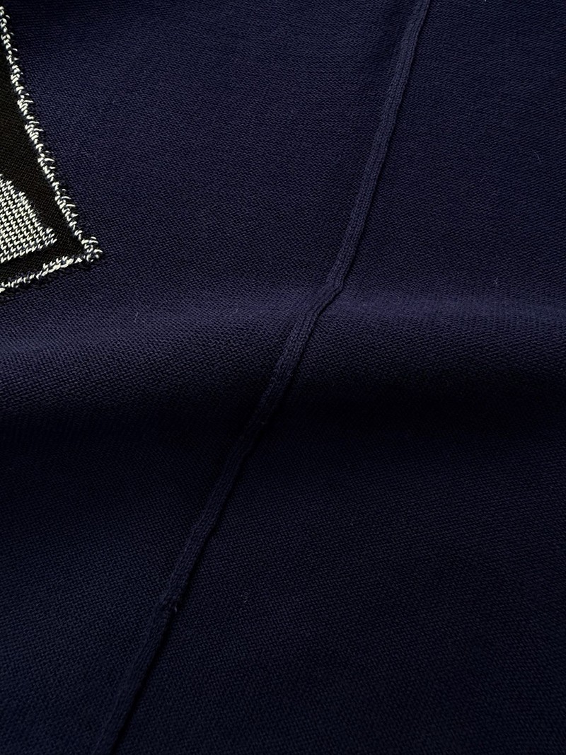 LV T-shirt F8856 010