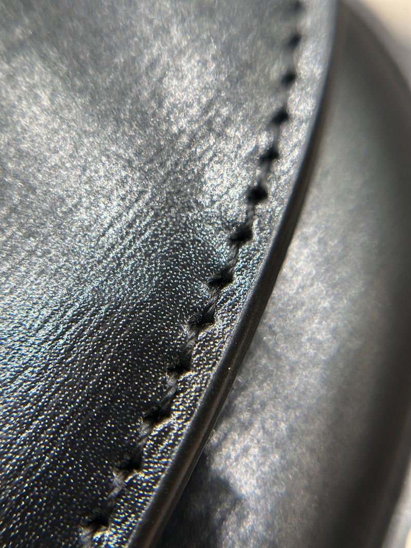 Voltaire 779642 Black