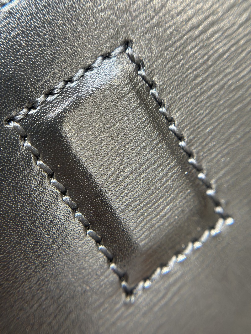 Voltaire 779642 Black