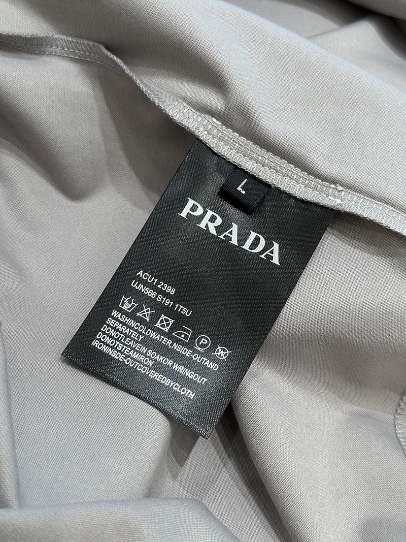 Prada T-shirt 2398 006