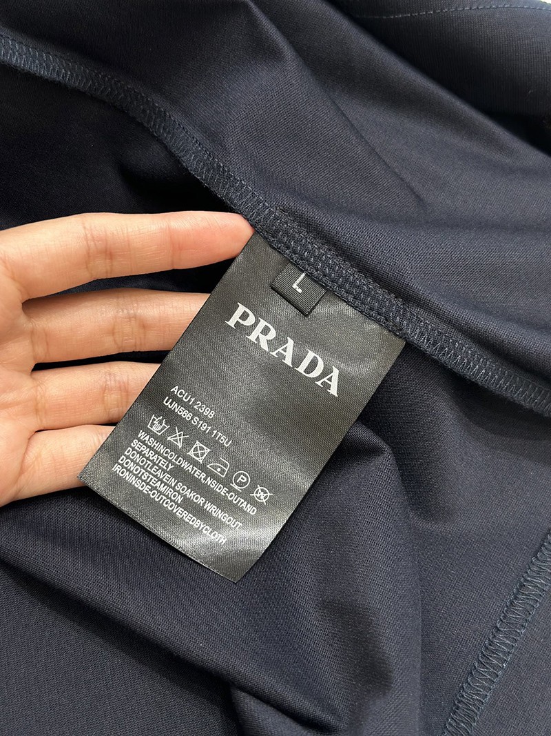 Prada T-shirt 2398 004