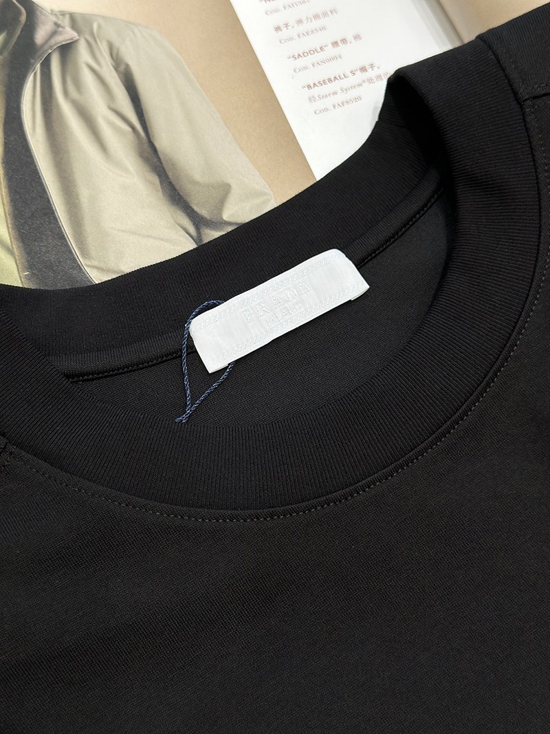 Prada T-shirt 2398 002