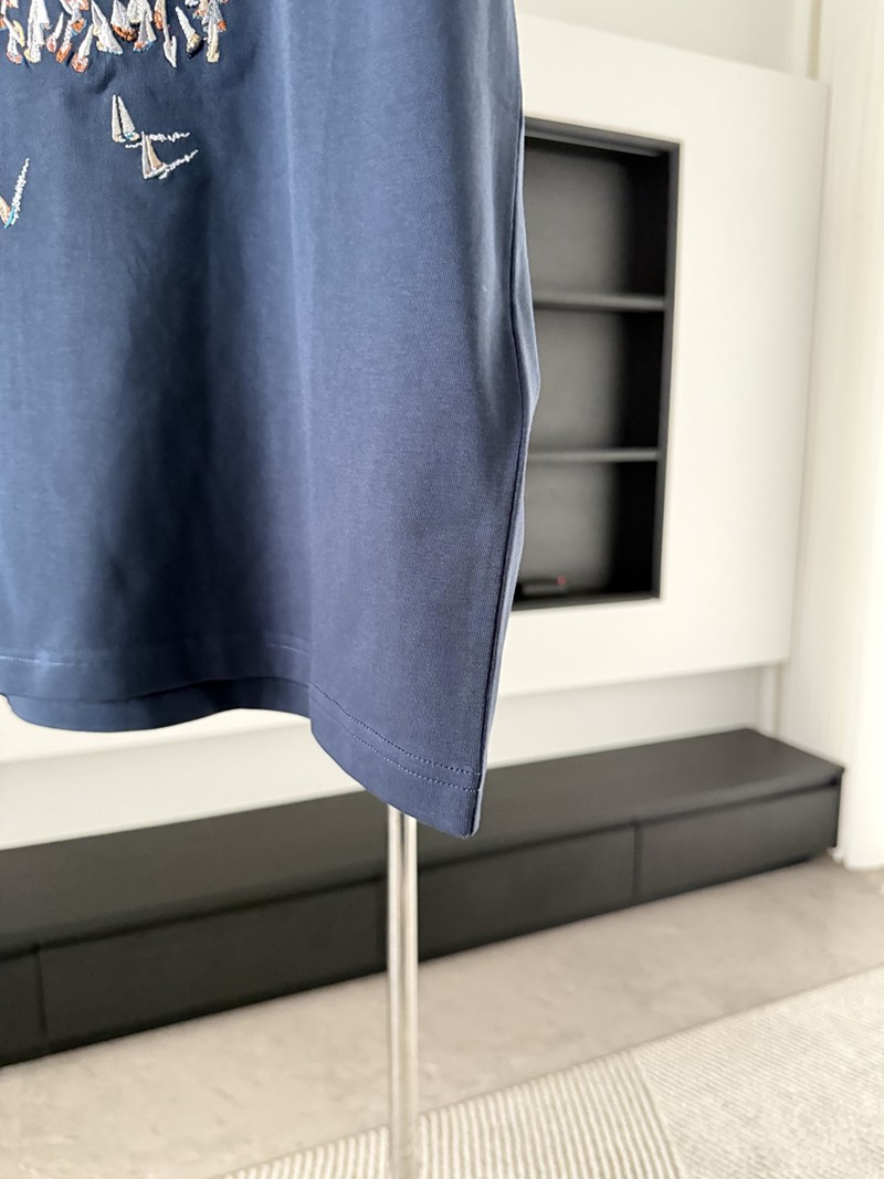 LV T-shirt 011