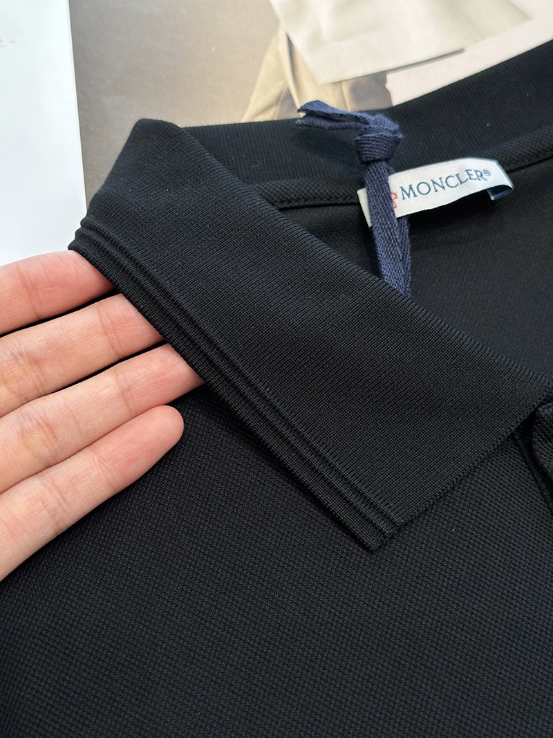 Moncler T-shirt 004
