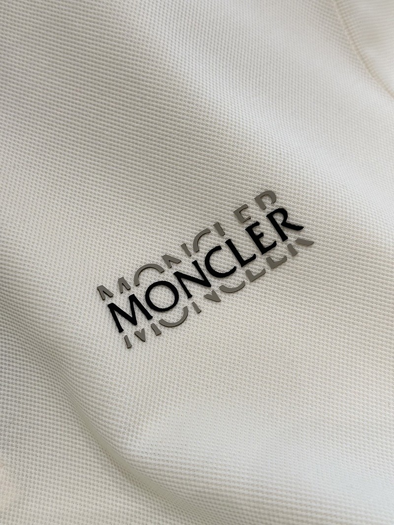 Moncler T-shirt 008
