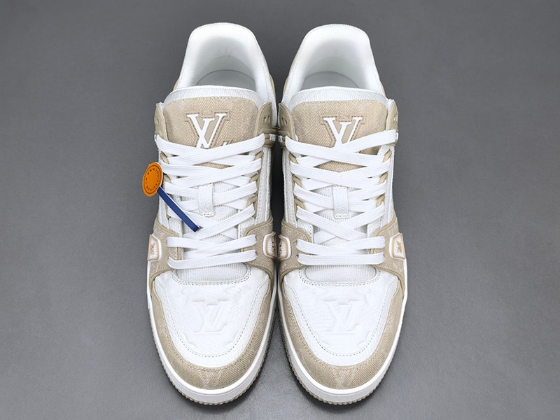 LV Trainer Sneaker 068