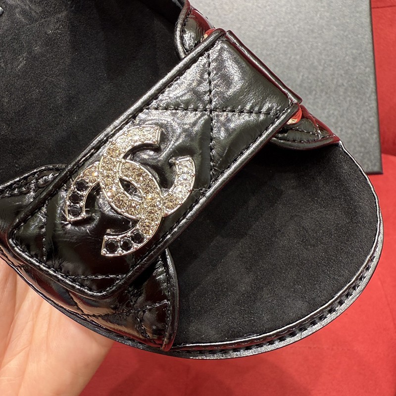 Chanel Sandal Wmns 001