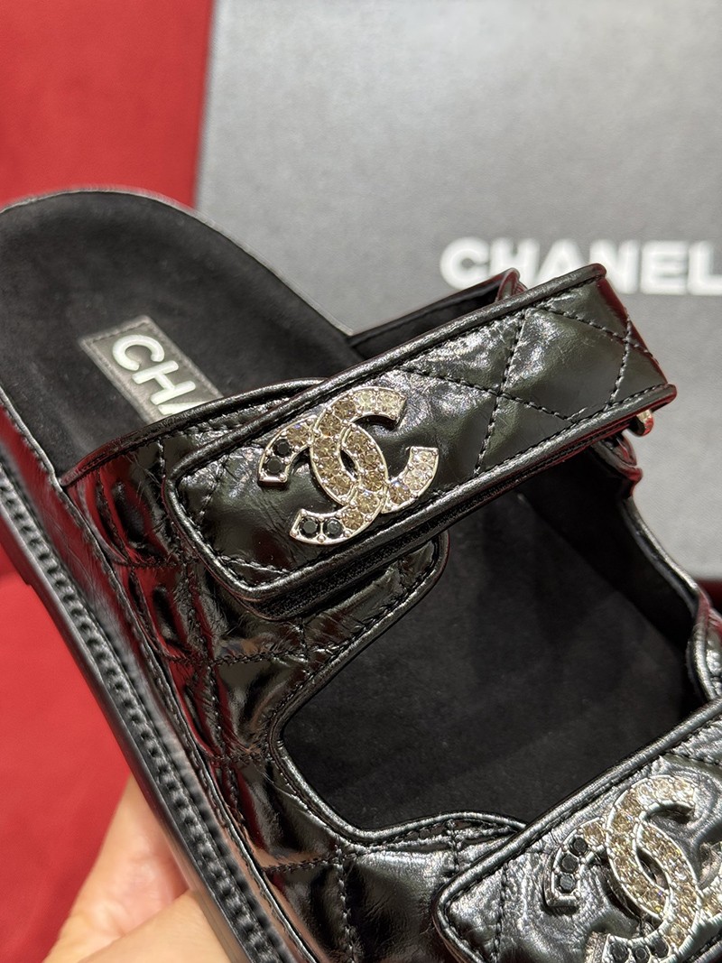 Chanel Slipper Wmns 001
