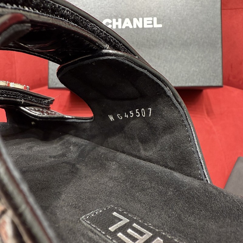 Chanel Slipper Wmns 001