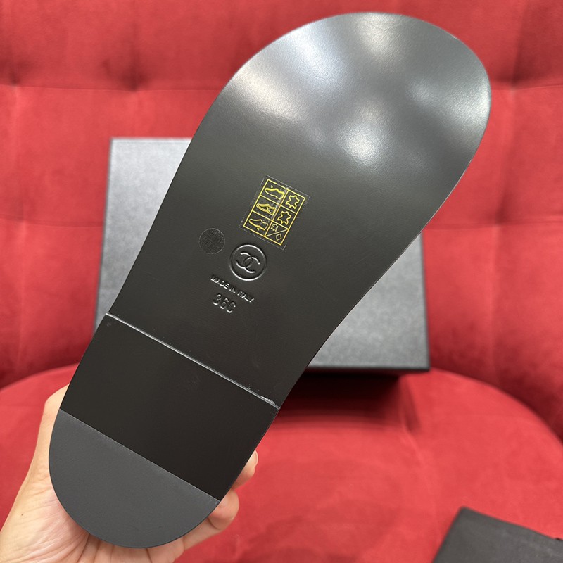 Chanel Slipper Wmns 001