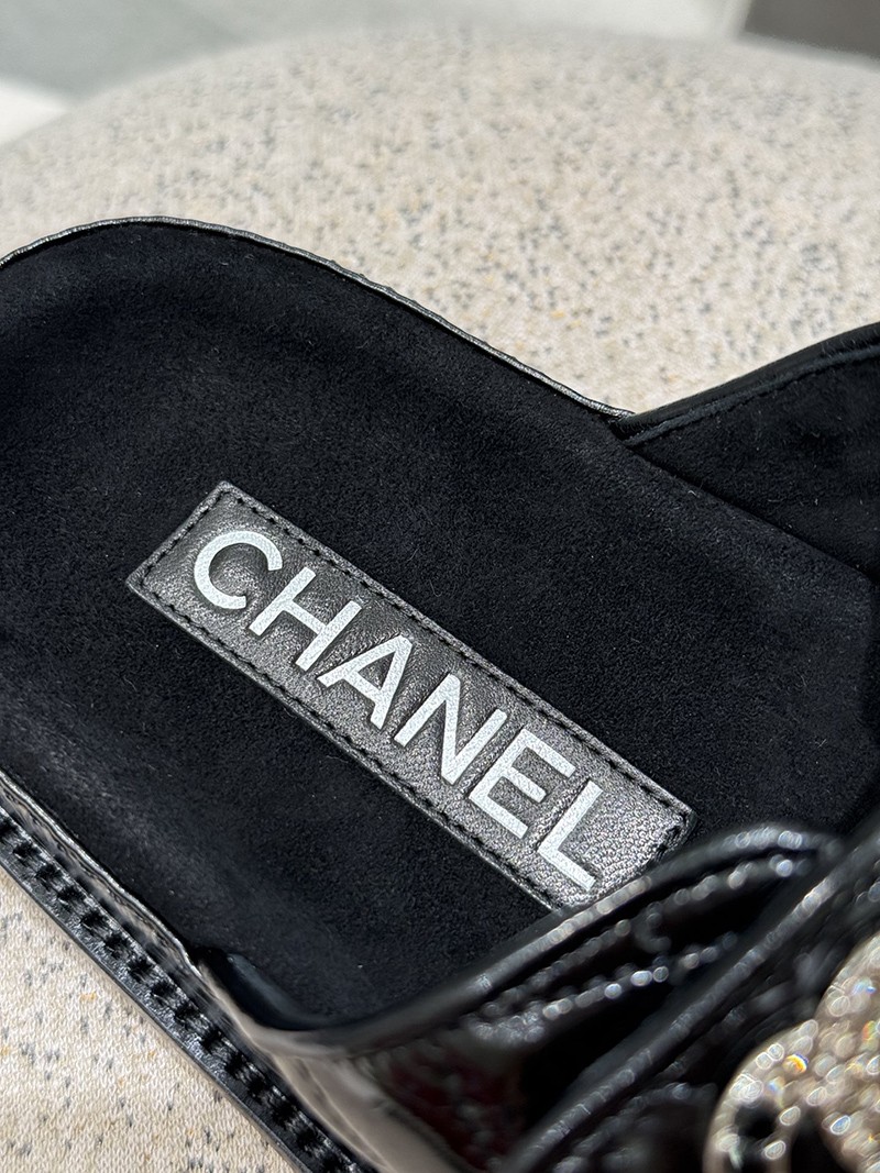 Chanel Slipper Wmns 001