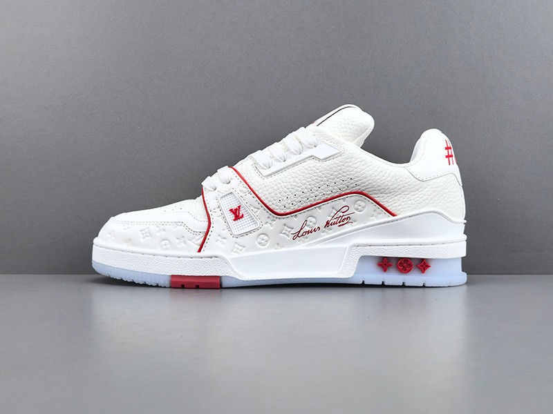 LV Trainer Sneaker 069