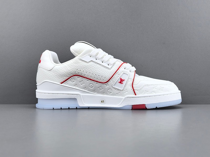 LV Trainer Sneaker 069