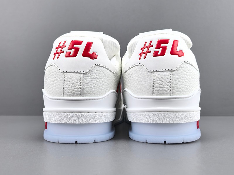 LV Trainer Sneaker 069