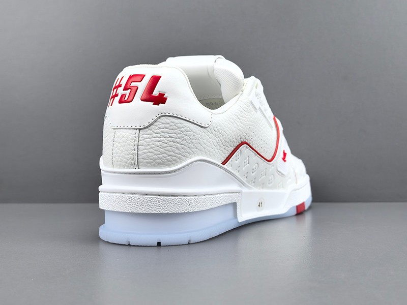 LV Trainer Sneaker 069