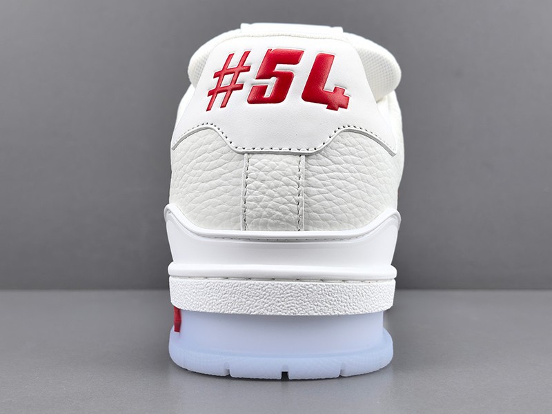 LV Trainer Sneaker 069