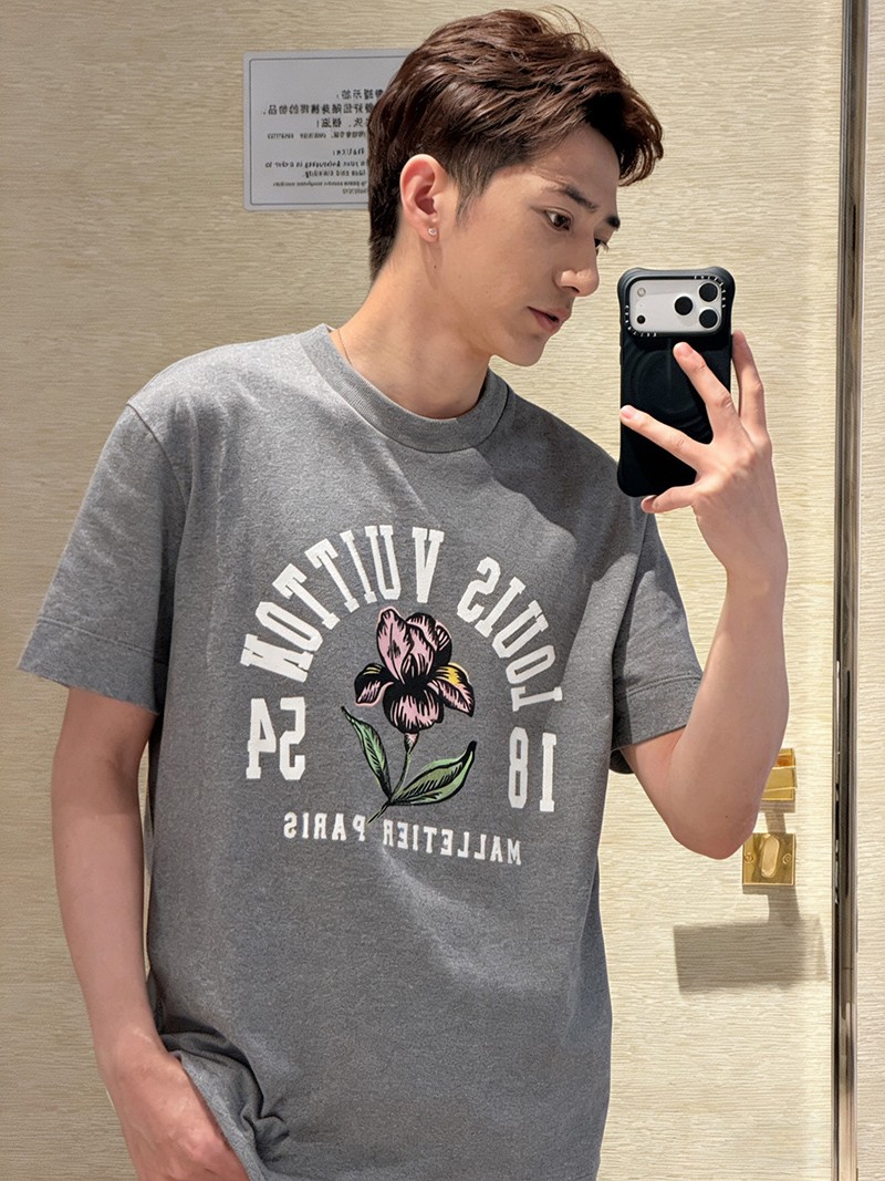 LV T-shirt 012