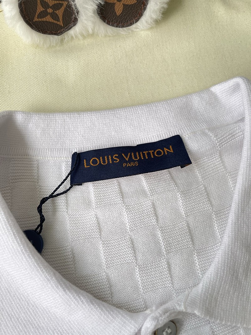 LV T-shirt 018