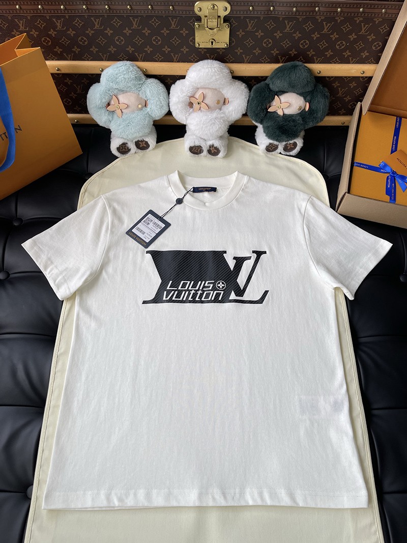 LV T-shirt 015