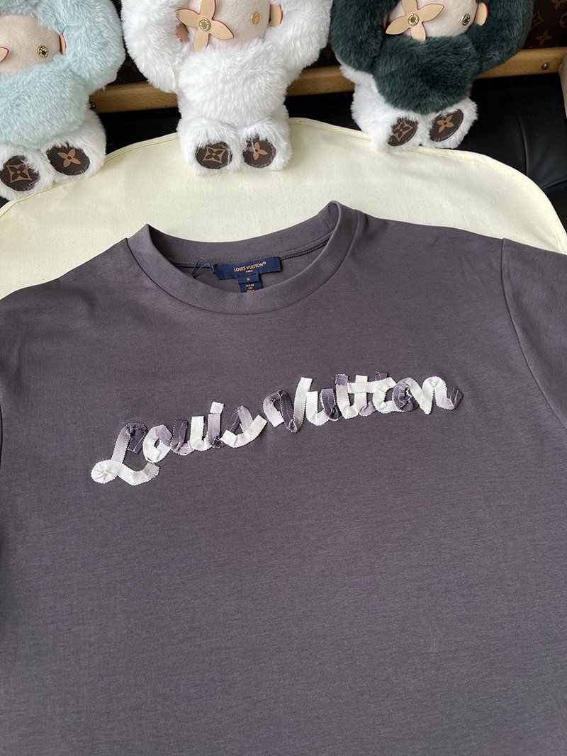 LV T-shirt 013
