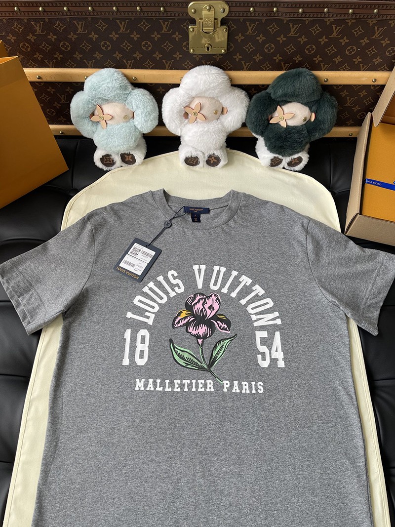 LV T-shirt 012