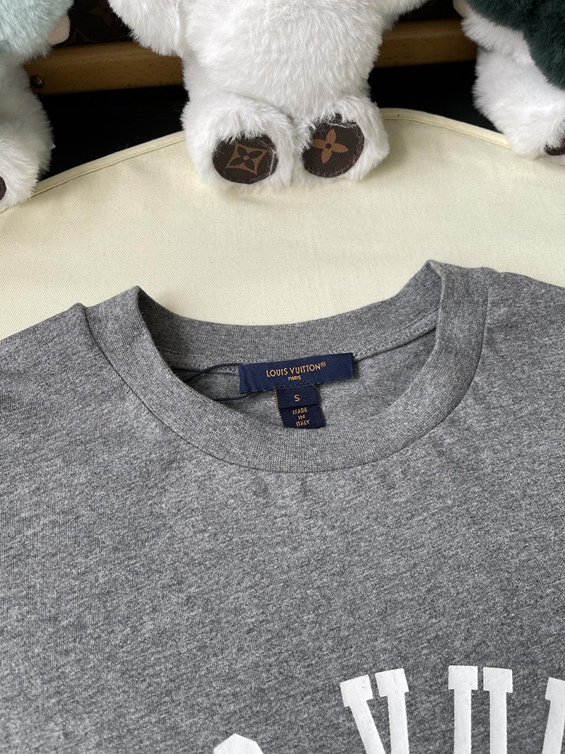 LV T-shirt 012
