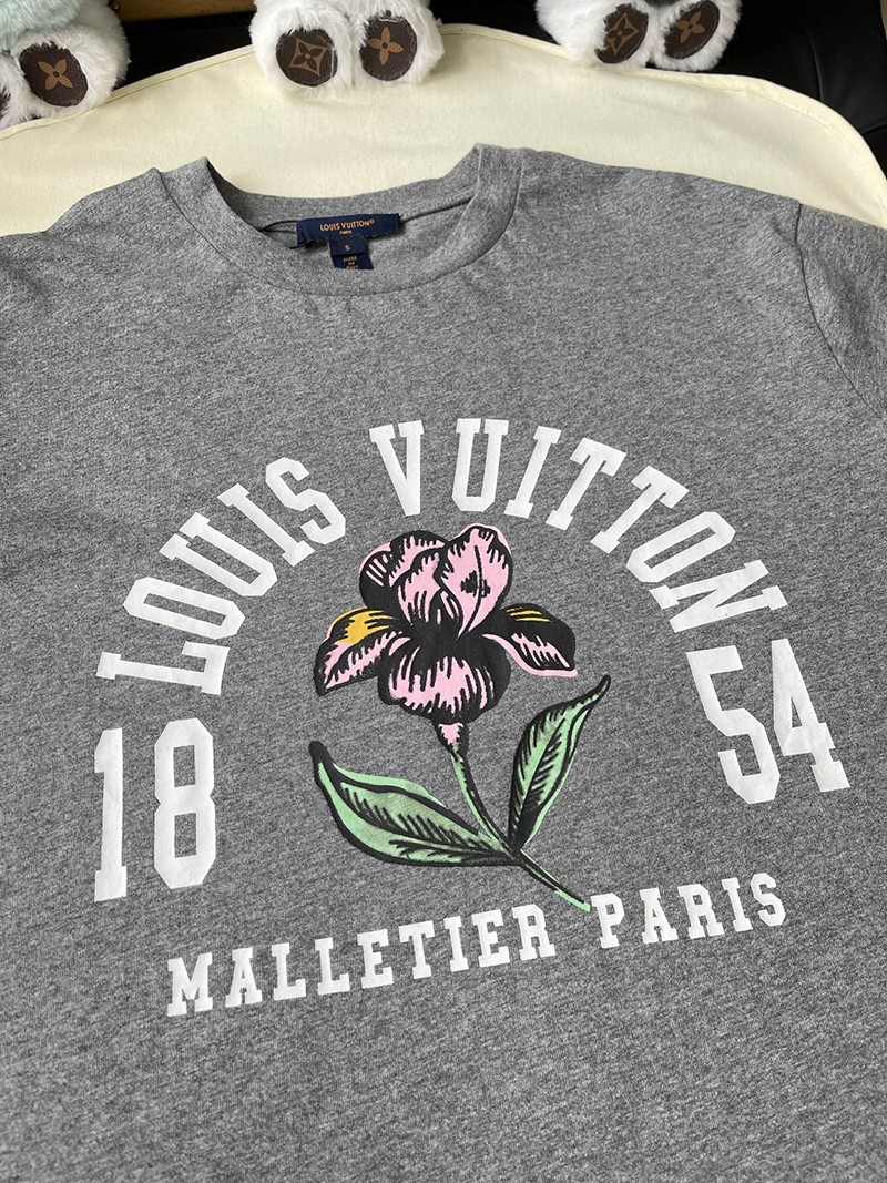 LV T-shirt 012