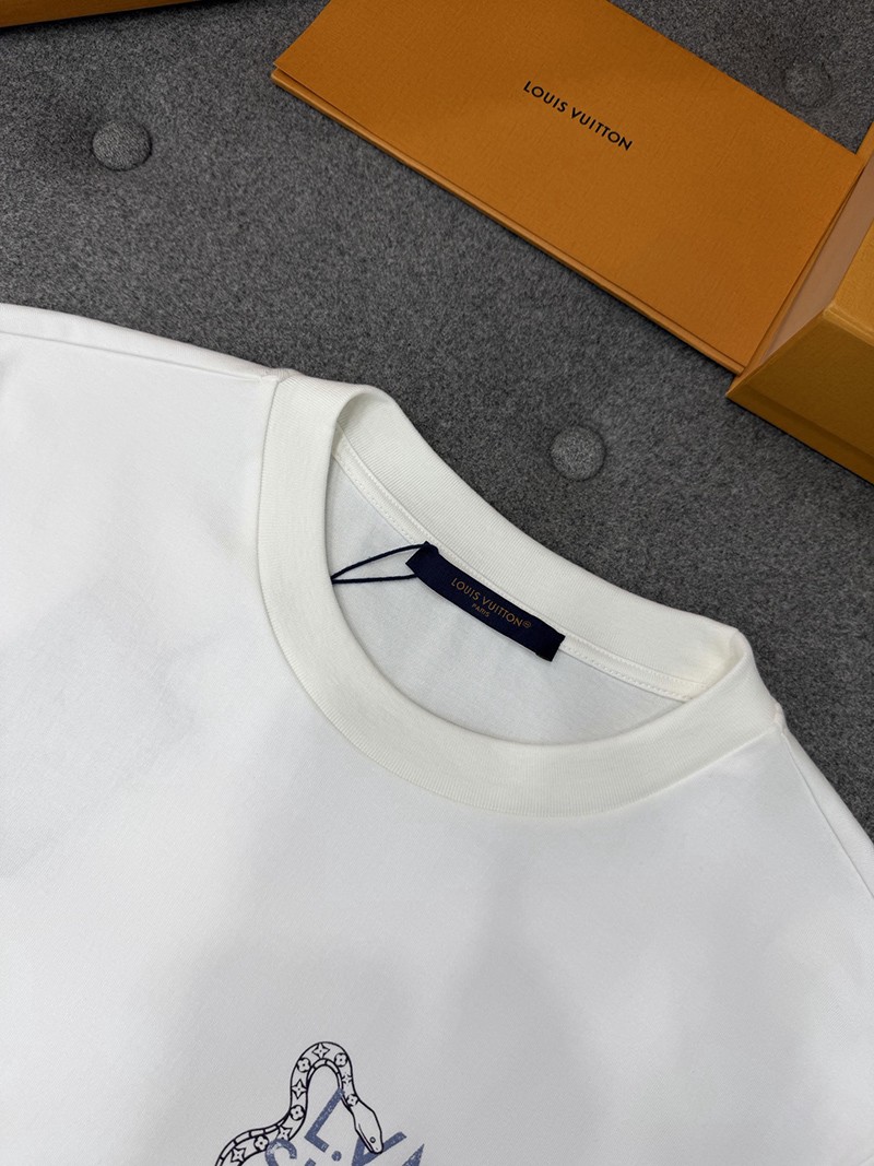 LV T-shirt E379 013