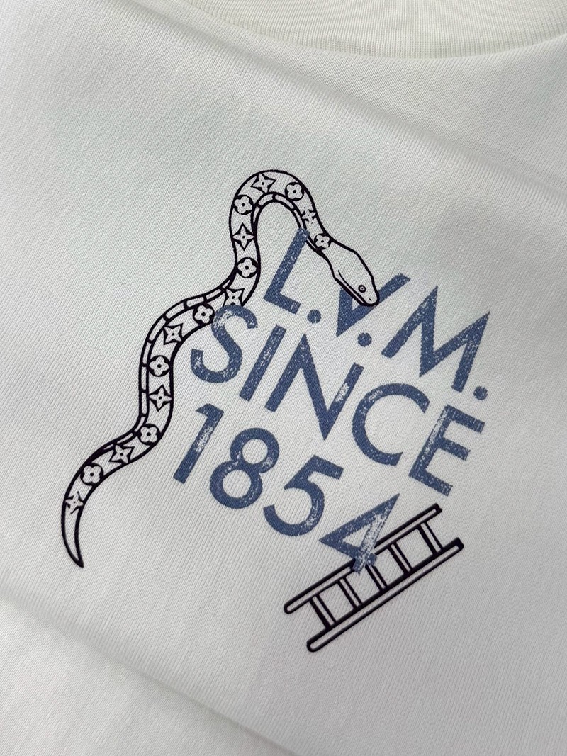 LV T-shirt E379 013
