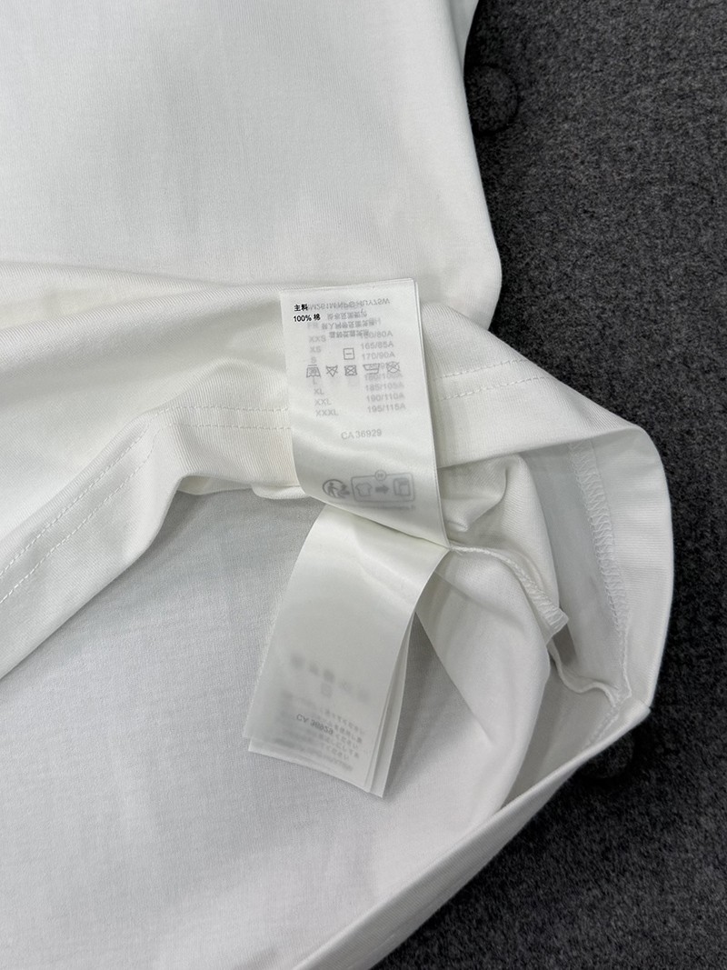 LV T-shirt E379 013