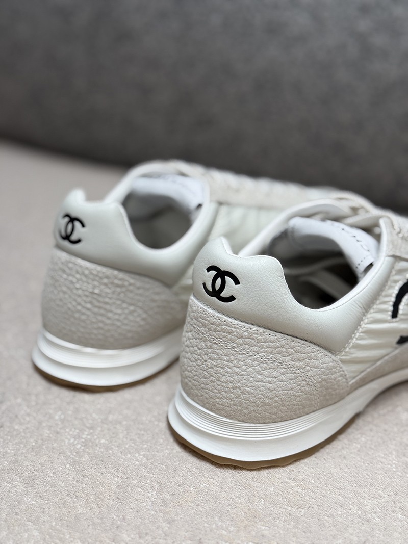 Chanel 26p Wmns Shoe 012