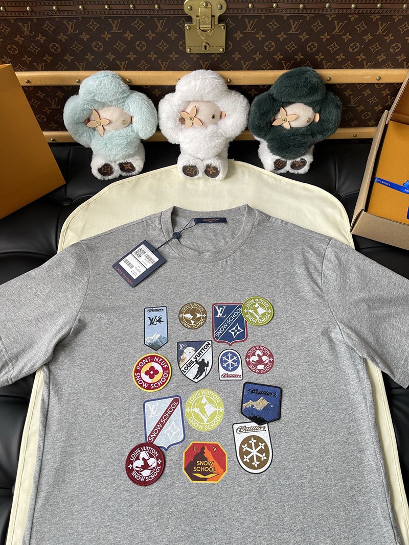 LV T-shirt 015