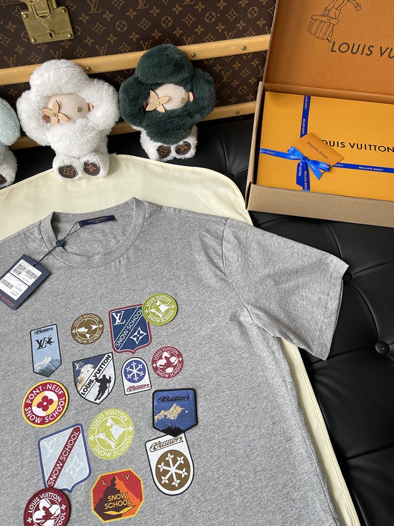 LV T-shirt 015