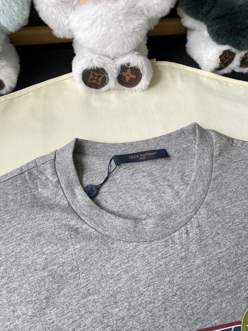 LV T-shirt 015