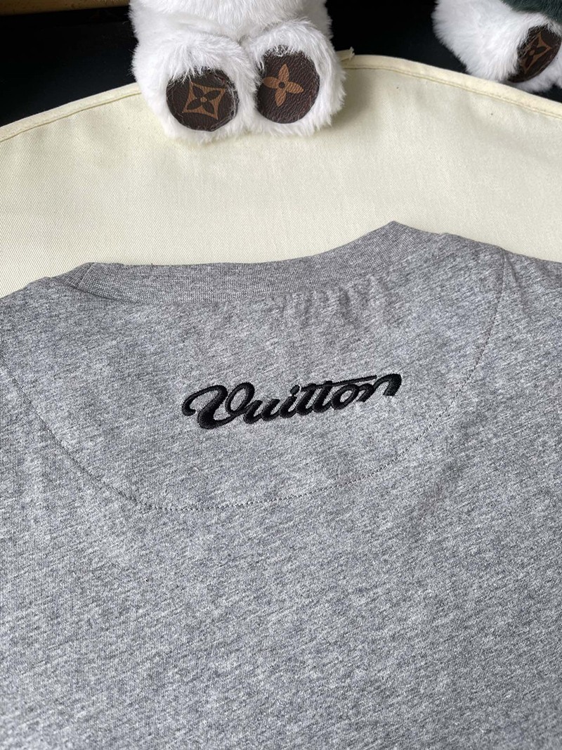 LV T-shirt 015