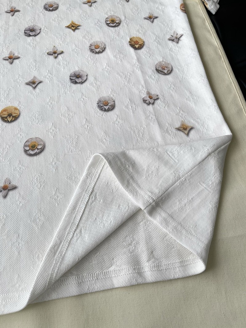 LV T-shirt 017