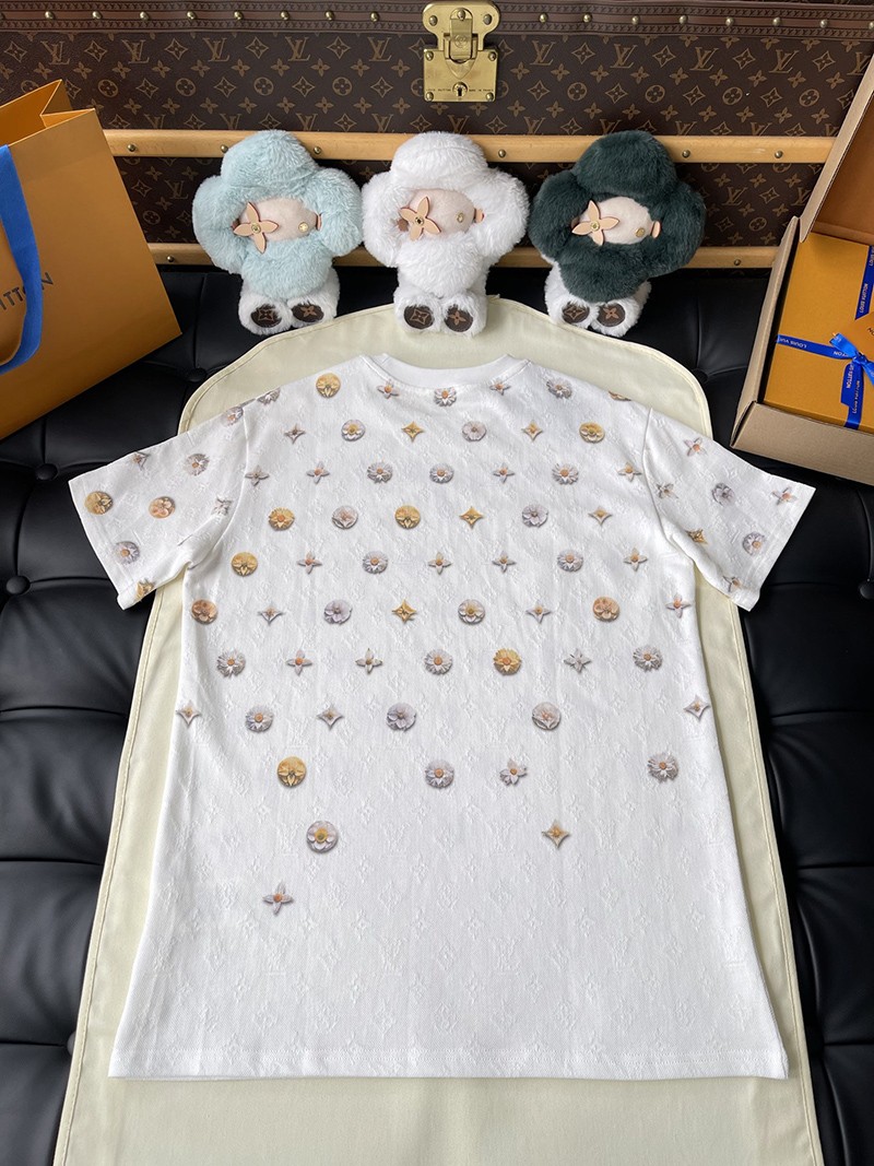 LV T-shirt 017