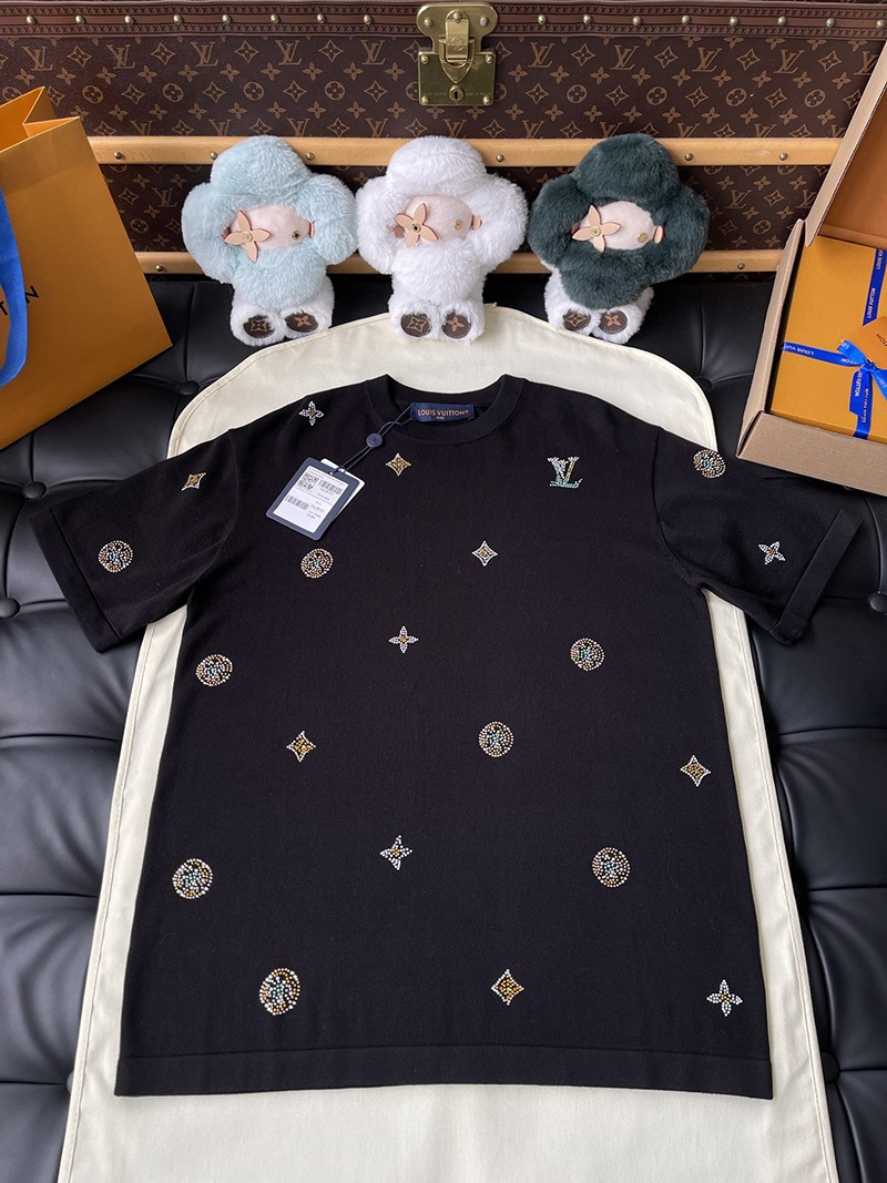 LV T-shirt 018