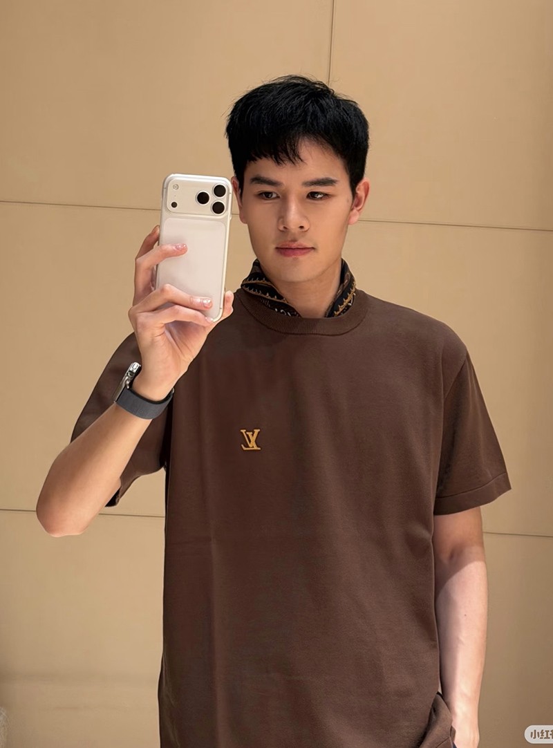 LV T-shirt 020