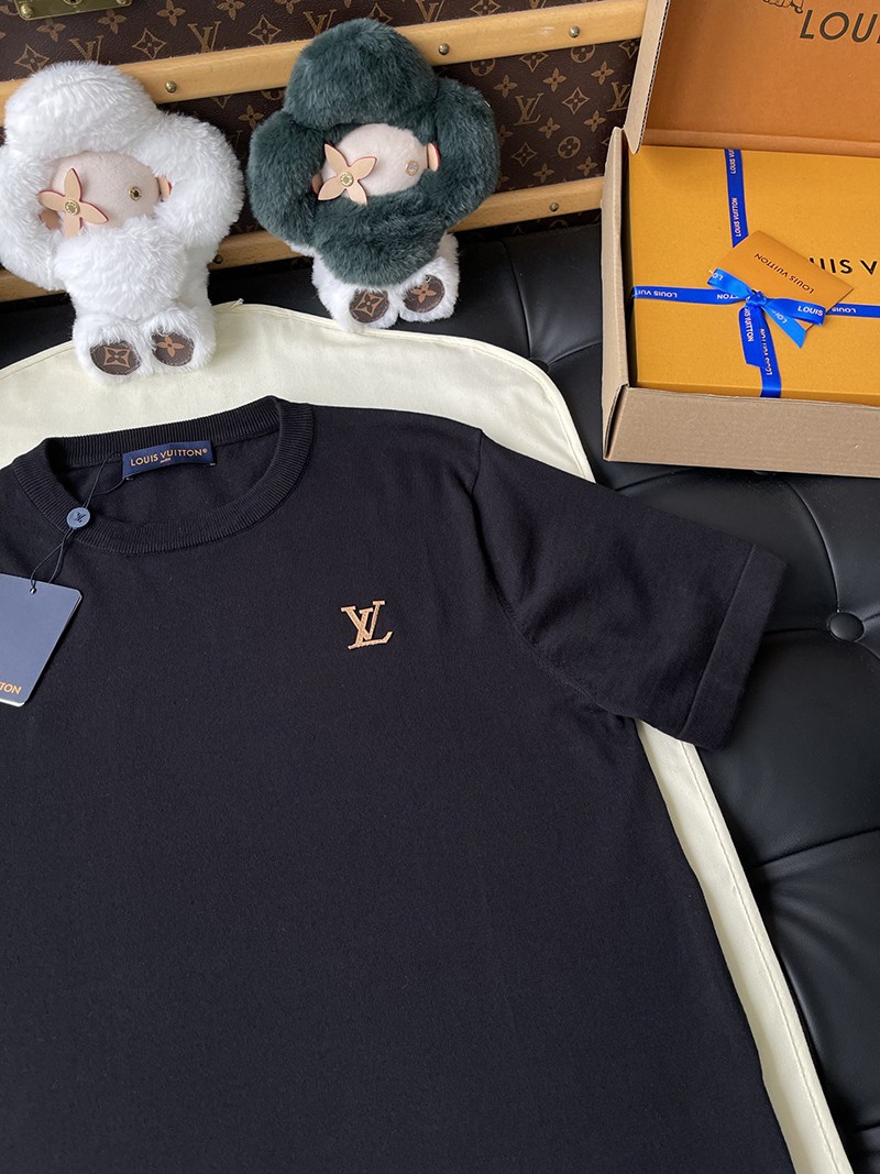 LV T-shirt 019
