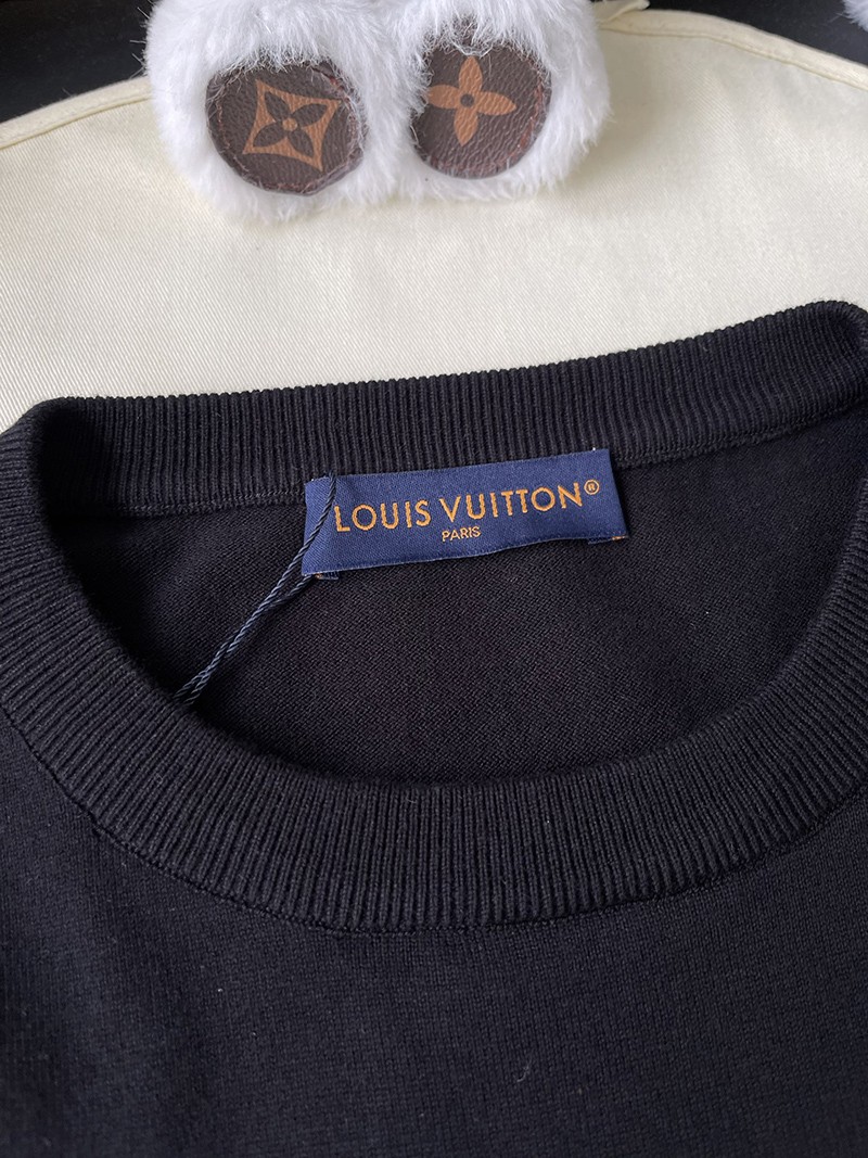 LV T-shirt 019