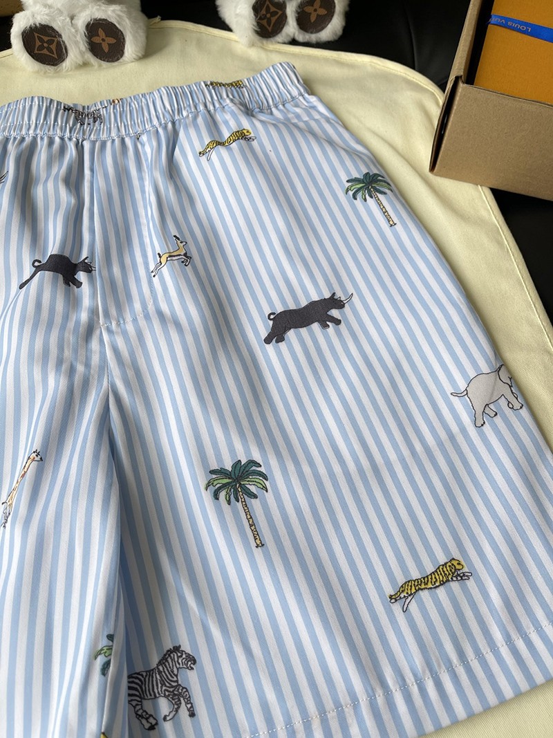 LV Short 024
