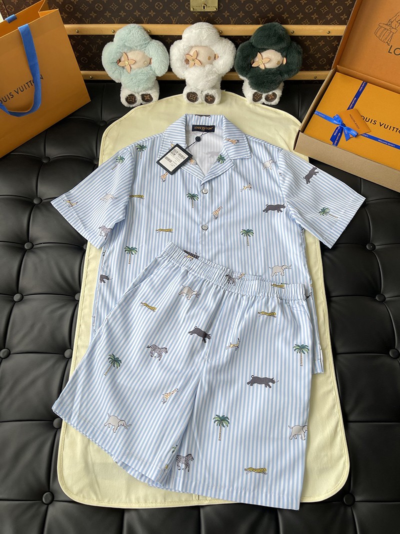 LV Short 024