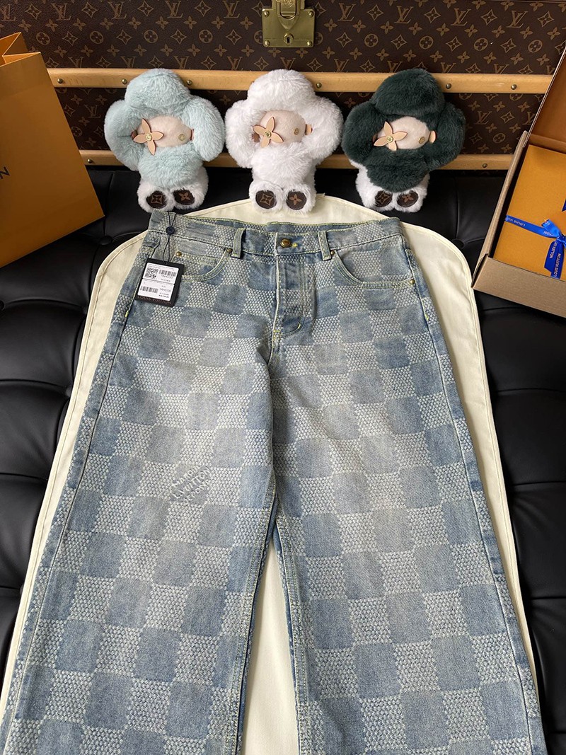 LV Trousers 026