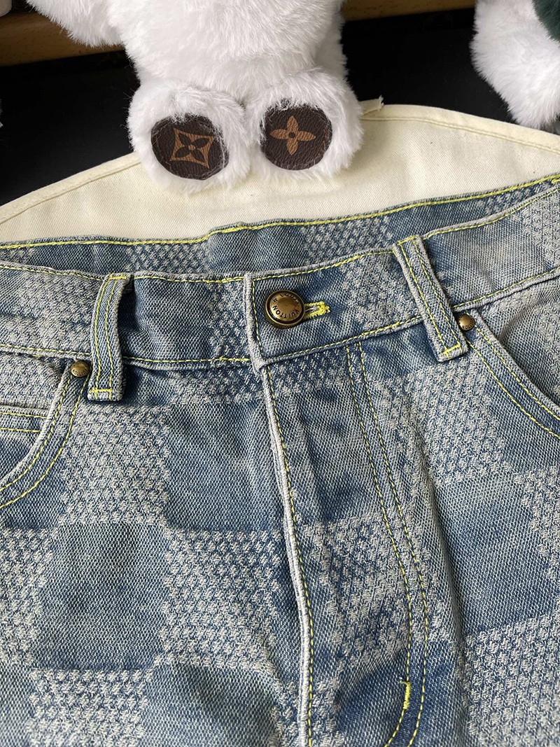 LV Trousers 026