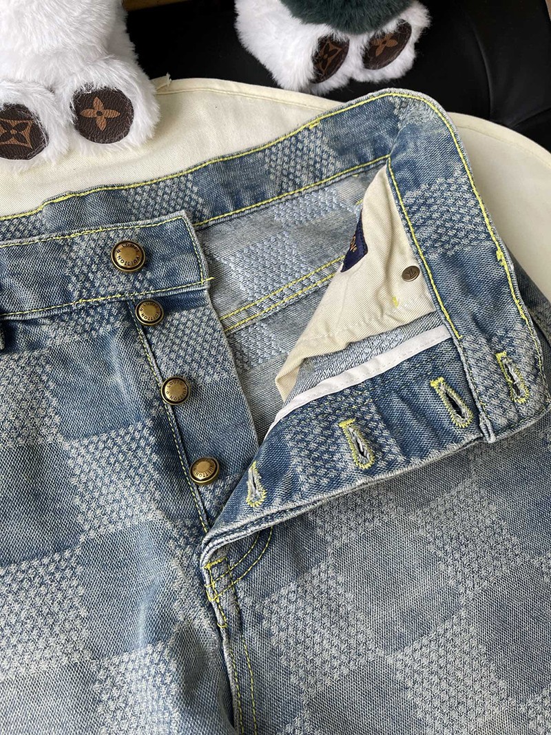 LV Trousers 026