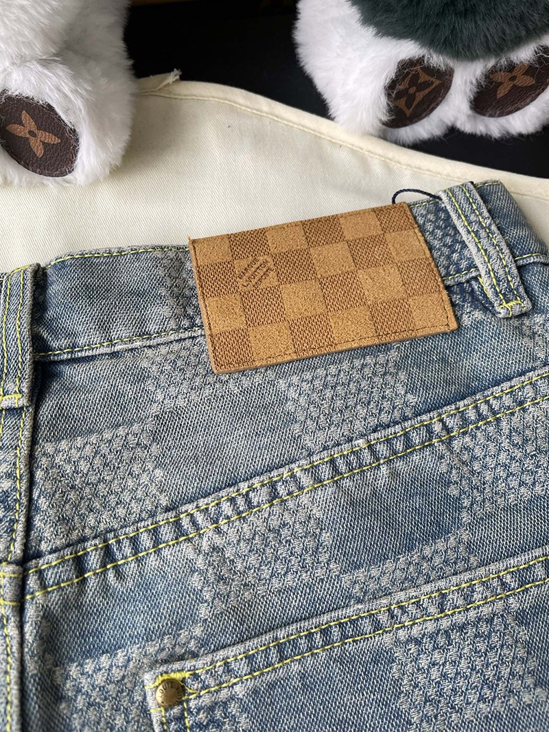 LV Trousers 026