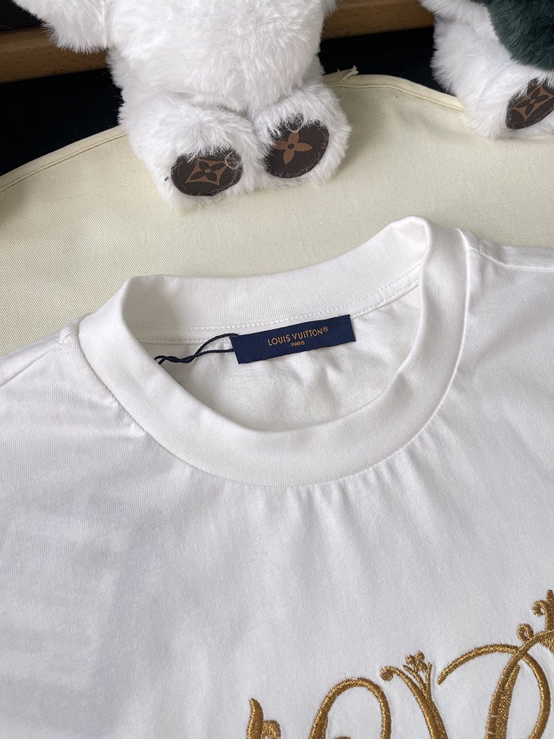 LV T-shirt 033