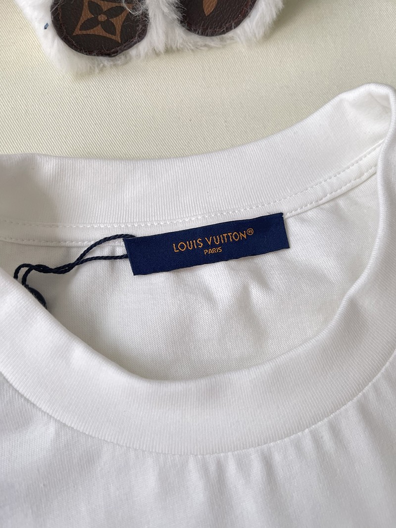 LV T-shirt 033